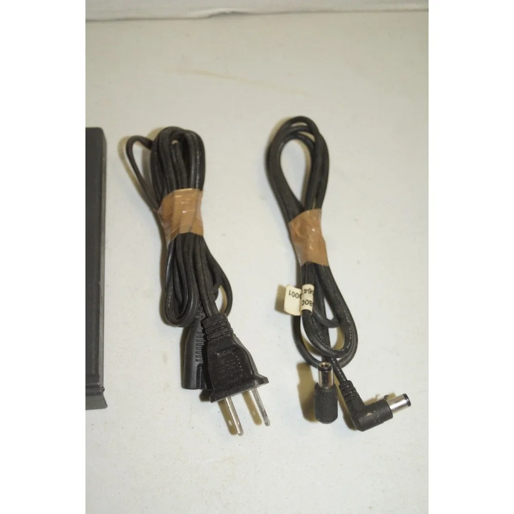 Mitac AC Adapter- Laptop MAD-451, 17V 2.5A - Picture 4 of 7
